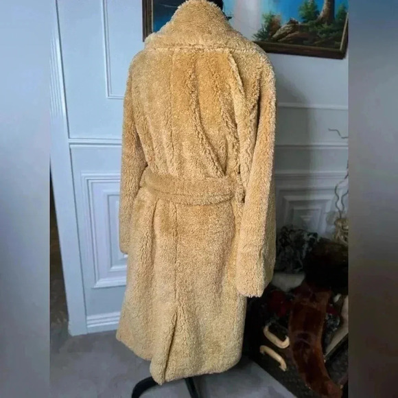 BNWT Faux Shearling Teddy Coat (Teddy Bear Coat) - Picture 6 of 10